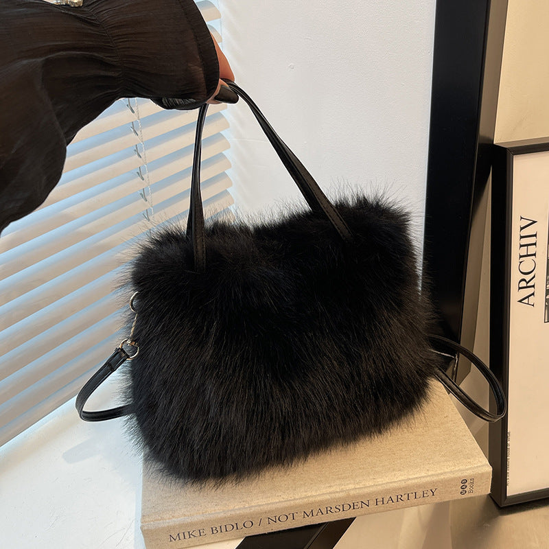LIZZIET - Imitation Fur Small Handbag